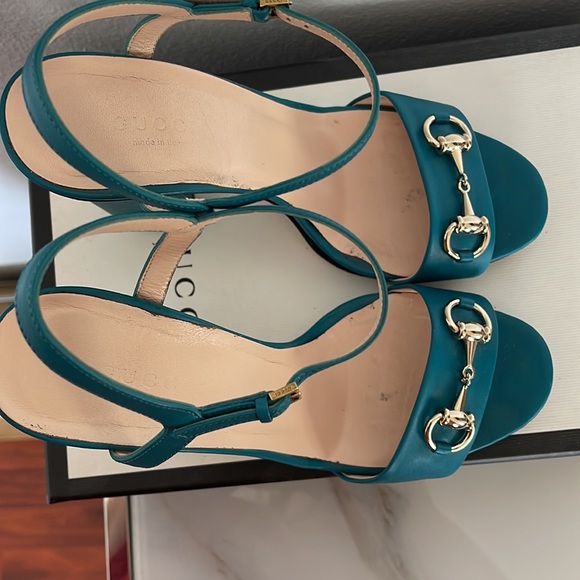 Gucci leather high heel sandals. In very good condition. - Picture 2 of 8